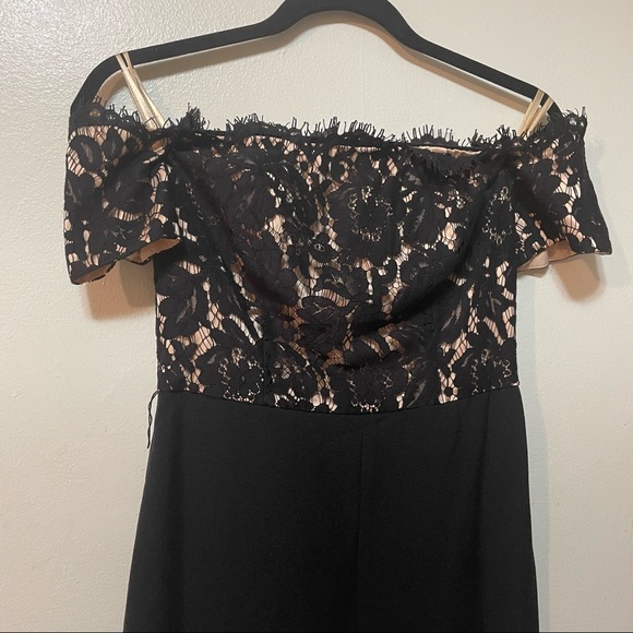 Eliza J Off The Shoulder Lace Top Jumpsuit size 2 - Picture 8 of 9